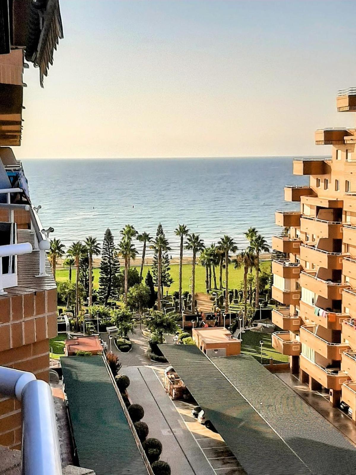 Apartamento 3 Habitaciones Con Vistas Y Primera Linea De Playa El Borseral Exterior photo